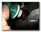 Jeep-Liberty-Headlight-Bulbs-Replacement-Guide-041