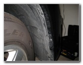 Jeep-Liberty-Headlight-Bulbs-Replacement-Guide-048