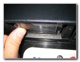 Jeep-Liberty-License-Plate-Light-Bulbs-Replacement-Guide-011