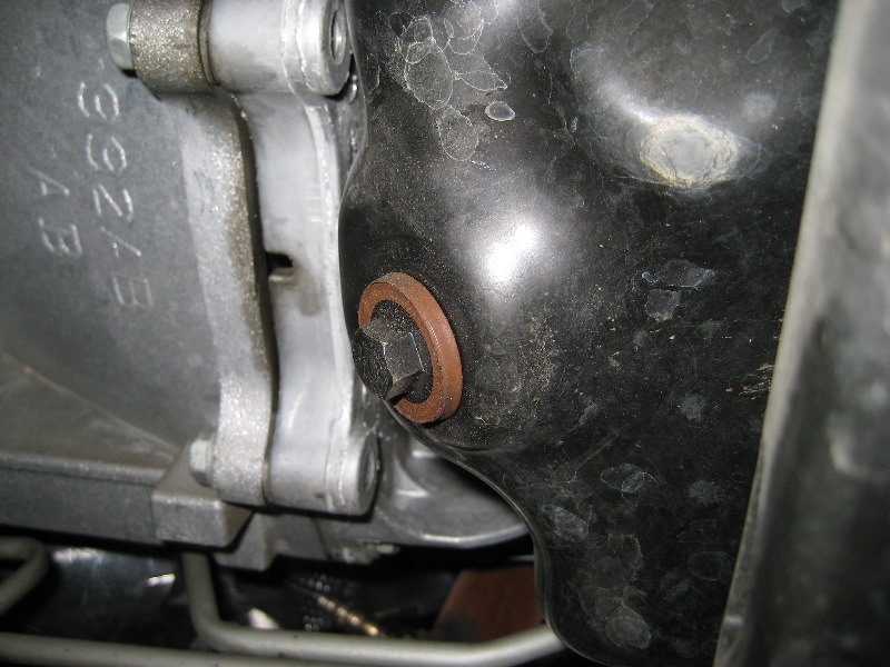 Jeep-Liberty-PowerTech-EKG-V6-Engine-Oil-Change-Guide-007