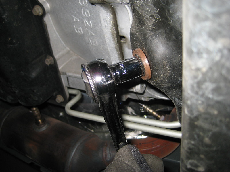 Jeep-Liberty-PowerTech-EKG-V6-Engine-Oil-Change-Guide-008