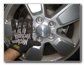 Jeep-Liberty-Rear-Brake-Pads-Replacement-Guide-036