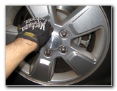 Jeep-Liberty-Rear-Brake-Pads-Replacement-Guide-037