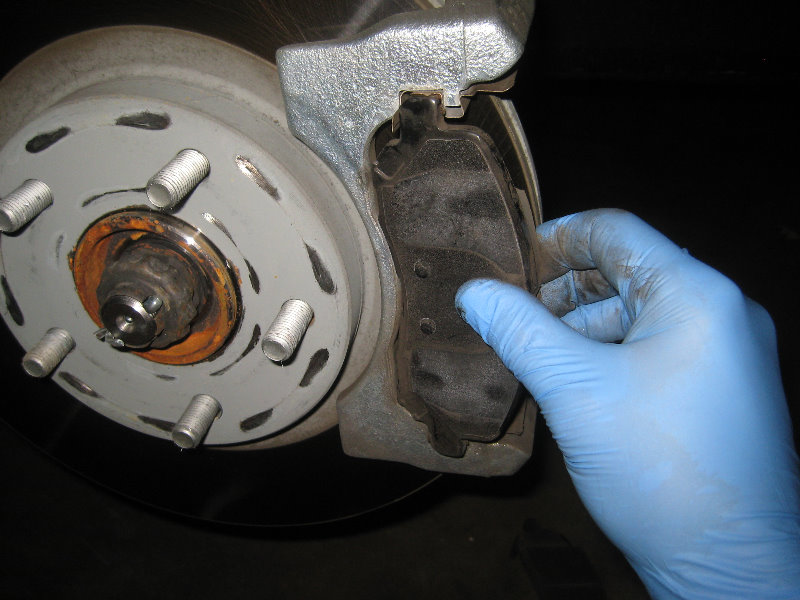 2016 Jeep Patriot Front Brake Pad Replacement