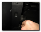 2007-2016-Jeep-Patriot-Cabin-Air-Filter-Replacement-Guide-024