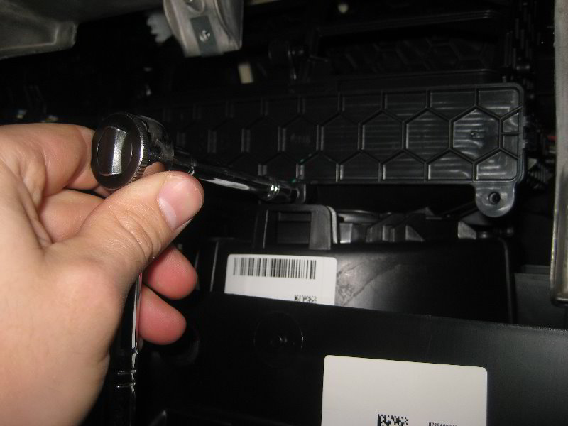 JeepRenegadeCabinAirFilterReplacementGuide023