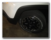 Jeep-Renegade-Front-Turn-Signal-DRL-Light-Bulbs-Replacement-Guide-002