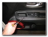 Jeep-Renegade-Interior-Door-Panel-Removal-Speaker-Replacement-Guide-007