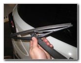 Jeep-Renegade-Rear-Window-Wiper-Blade-Replacement-Guide-006