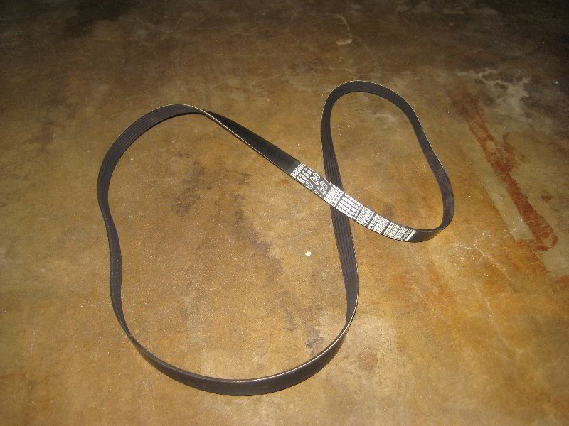 Jeep-Renegade-Tigershark-Serpentine-Accessory-Belt-Replacement-Guide-017