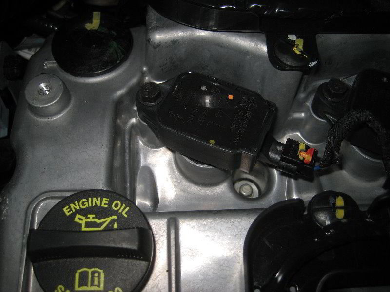 Jeep-Renegade-Tigershark-Engine-Spark-Plugs-Replacement-Guide-008