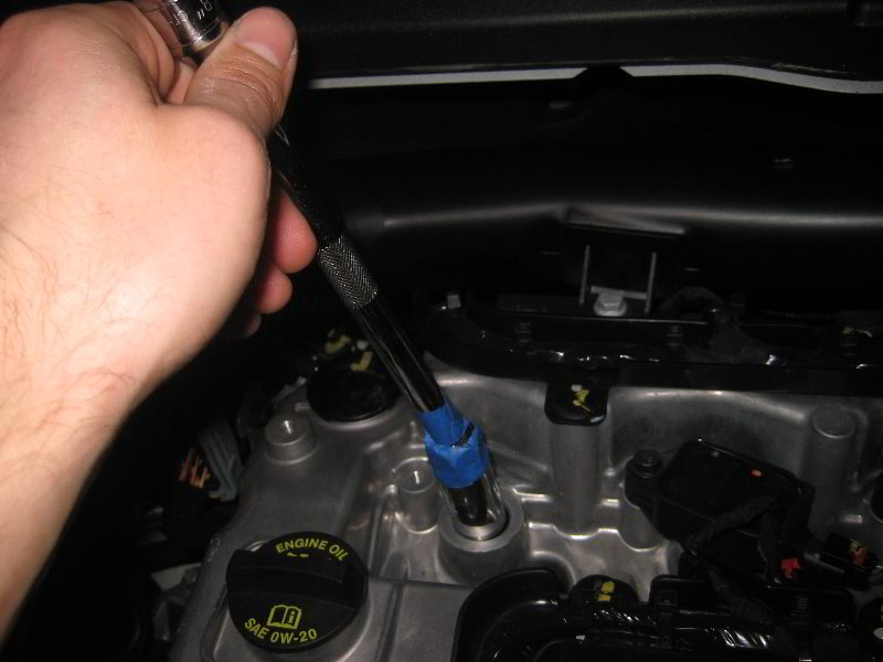 Jeep-Renegade-Tigershark-Engine-Spark-Plugs-Replacement-Guide-020