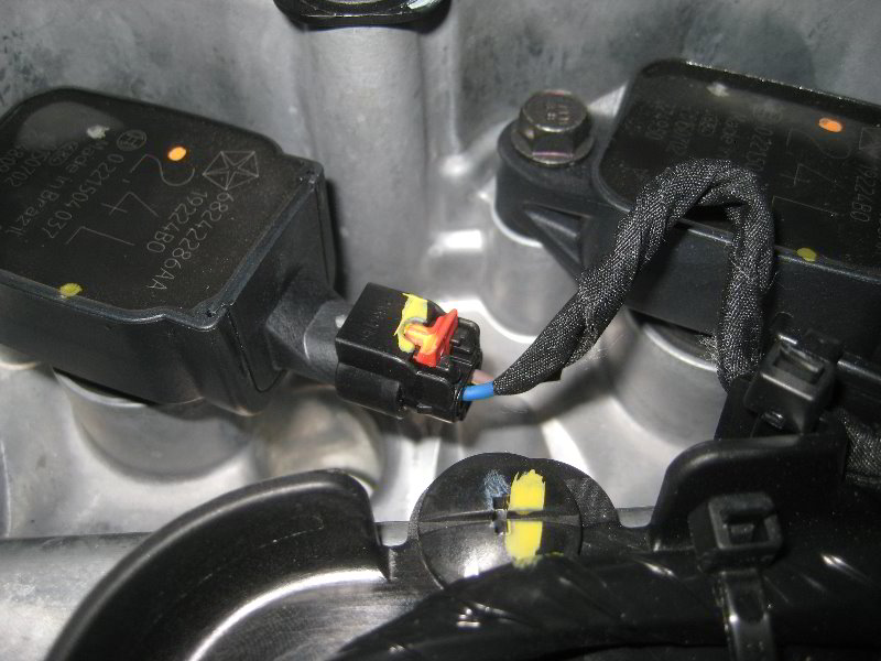 Jeep-Renegade-Tigershark-Engine-Spark-Plugs-Replacement-Guide-029
