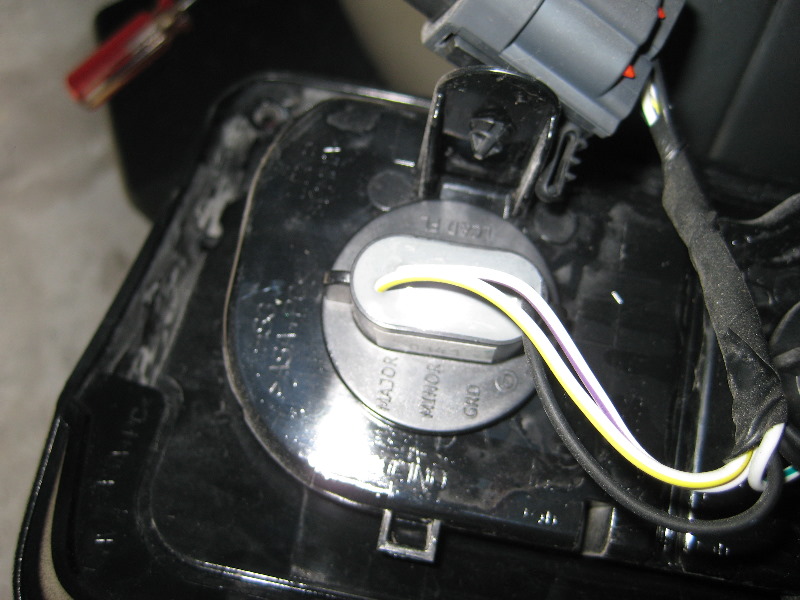 Jeep-Wrangler-Tail-Light-Bulbs-Replacement-Guide-013