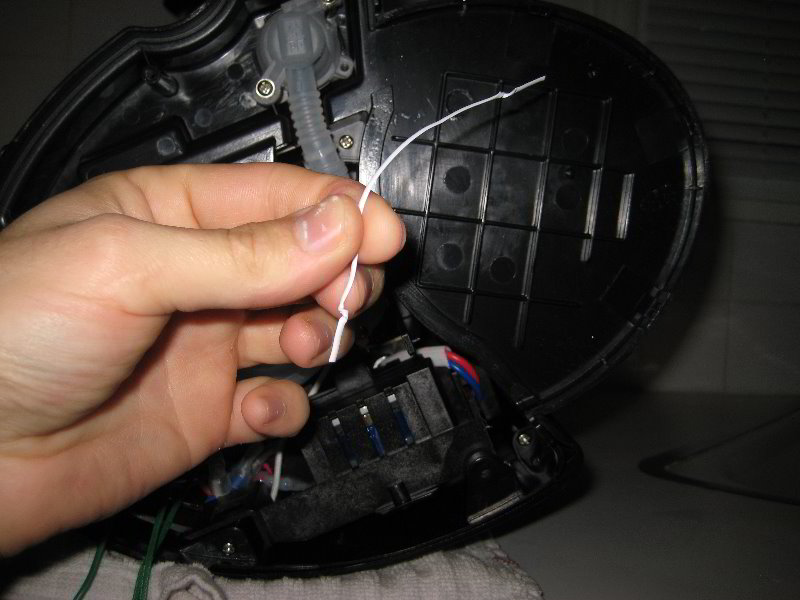 Keurig-B40-K-Cup-Coffee-Machine-Draining-Storage-Guide-017
