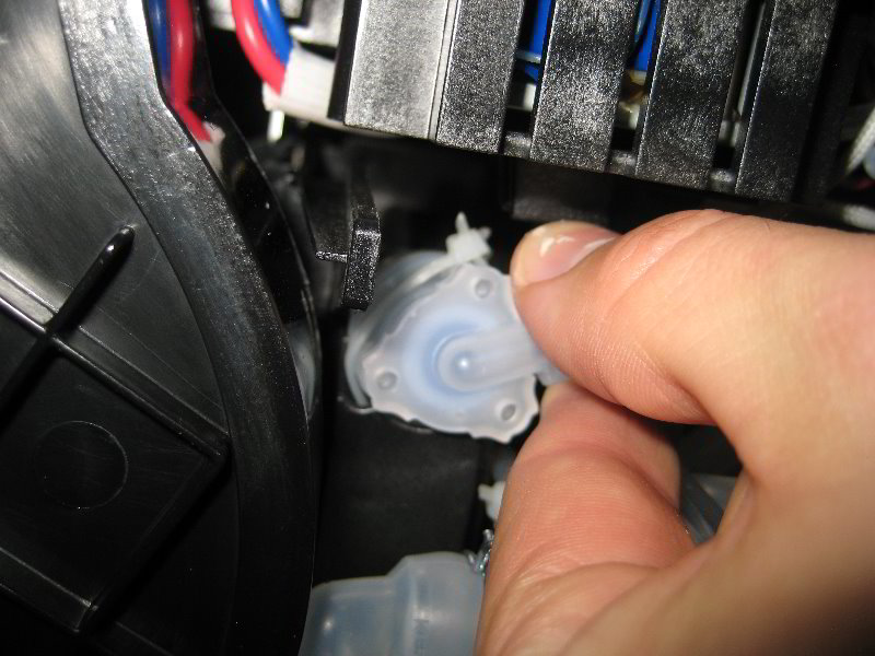 Keurig-B40-K-Cup-Coffee-Machine-Draining-Storage-Guide-022