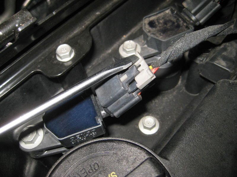 Kia-Forte-Theta-II-2L-Engine-Spark-Plugs-Replacement-Guide-006