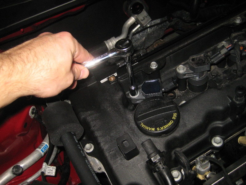 Kia-Forte-Theta-II-2L-Engine-Spark-Plugs-Replacement-Guide-009