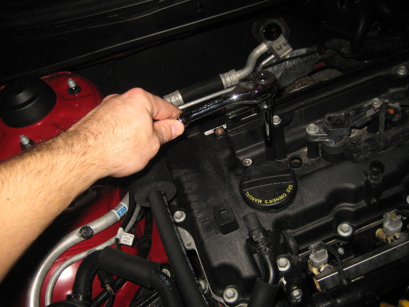 Kia-Forte-Theta-II-2L-Engine-Spark-Plugs-Replacement-Guide-014