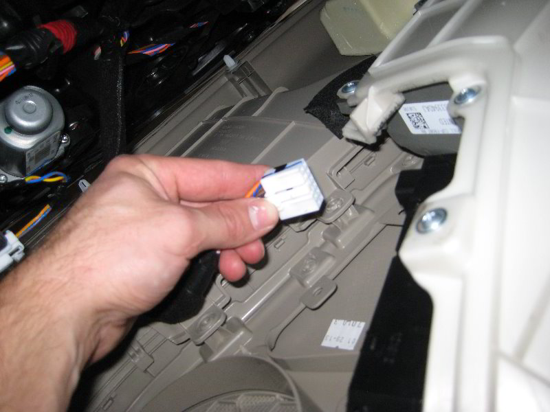 Kia-Optima-Interior-Door-Panel-Removal-Guide-014