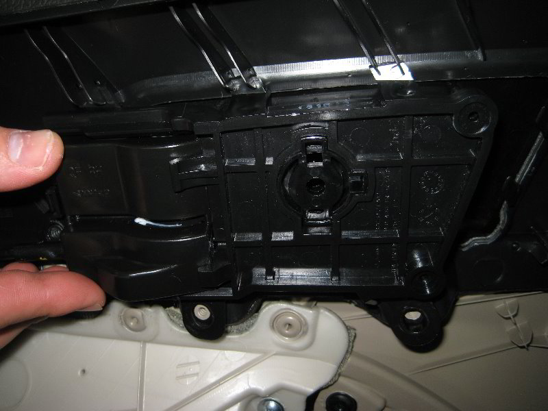 Kia-Optima-Interior-Door-Panel-Removal-Guide-028