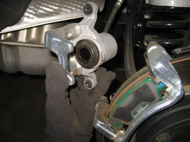 Kia-Optima-Rear-Disc-Brake-Pads-Replacement-Guide-012