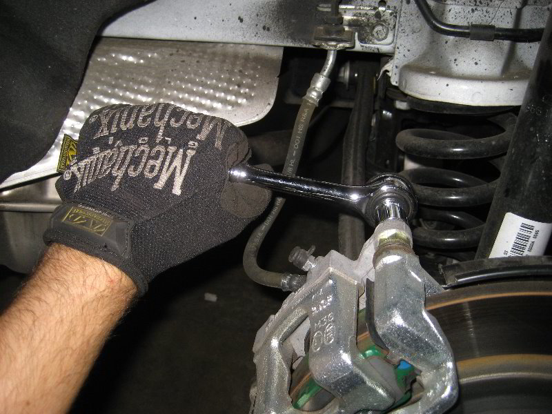 Kia-Optima-Rear-Disc-Brake-Pads-Replacement-Guide-028