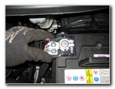 Kia-Rio-12V-Car-Battery-Replacement-Guide-022