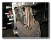 Kia-Rio-Front-Disc-Brake-Pads-Replacement-Guide-028
