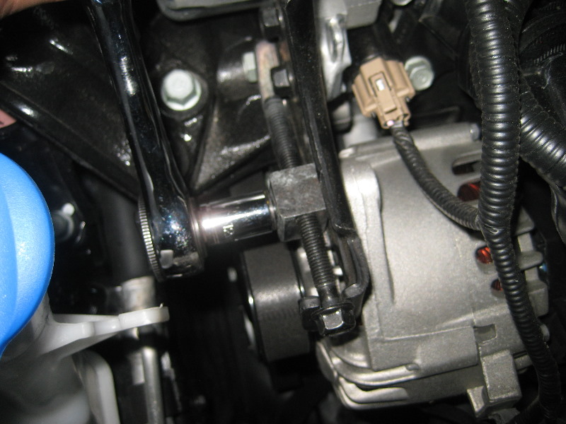 Kia-Rio-Serpentine-Accessory-Belt-Replacement-Guide-029