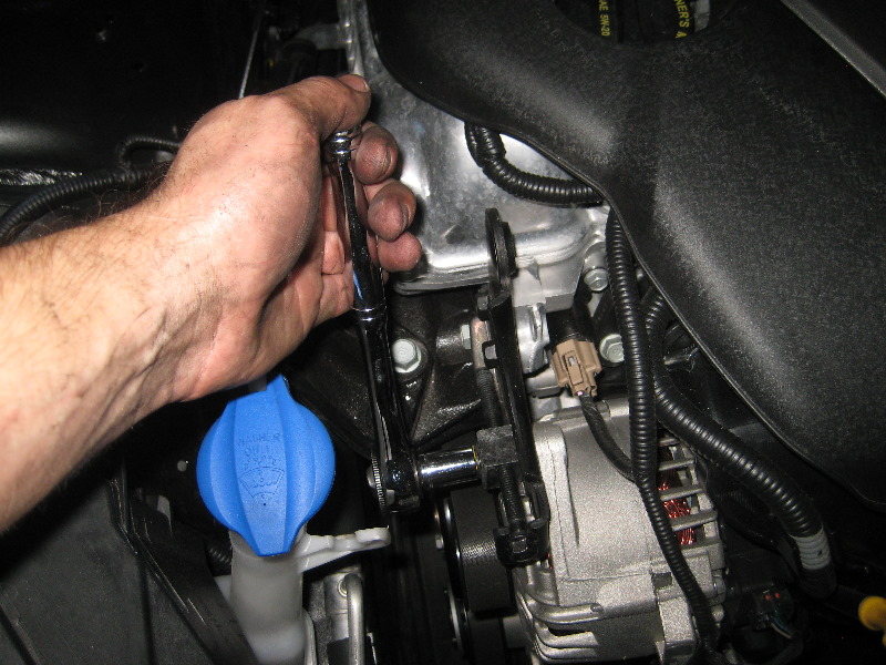 Kia-Rio-Serpentine-Accessory-Belt-Replacement-Guide-030