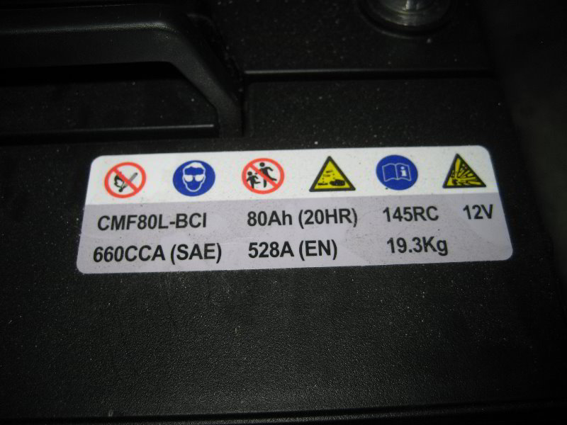 Kia-Sedona-12V-Automotive-Battery-Replacement-Guide-023