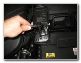 Kia-Sedona-12V-Automotive-Battery-Replacement-Guide-014