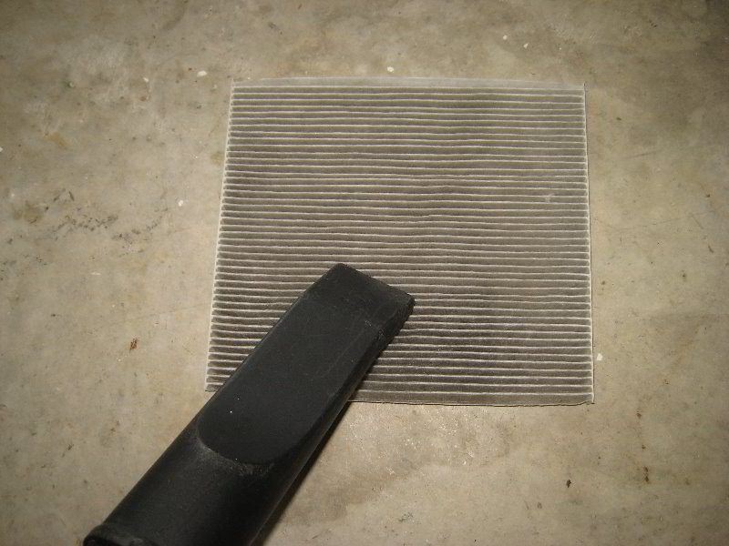 Kia-Sedona-Cabin-Air-Filter-Replacement-Guide-017