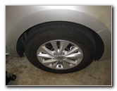 Kia-Sedona-Front-Brake-Pads-Replacement-Guide-044