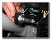 Kia-Sedona-Headlight-Bulbs-Replacement-Guide-015