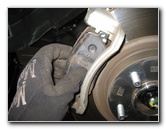 Kia-Sorento-Front-Brake-Pads-Replacement-Guide-023