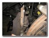 Kia-Sorento-Front-Brake-Pads-Replacement-Guide-024