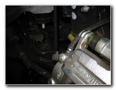 Kia-Sorento-Front-Brake-Pads-Replacement-Guide-031