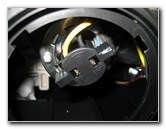 Kia-Sorento-Headlight-Bulbs-Replacement-Guide-011