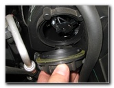 Kia-Sorento-Headlight-Bulbs-Replacement-Guide-014