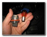 Kia-Sorento-Headlight-Bulbs-Replacement-Guide-025