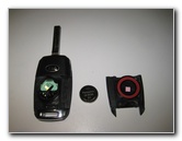 Kia-Sorento-Key-Fob-Battery-Replacement-Guide-008
