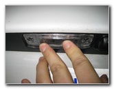 Kia-Sorento-License-Plate-Light-Bulbs-Replacement-Guide-014
