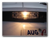 Kia-Sorento-License-Plate-Light-Bulbs-Replacement-Guide-017