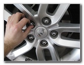 Kia-Sorento-Rear-Disc-Brake-Pads-Replacement-Guide-004