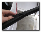 Kia-Sorento-Rear-Window-Wiper-Blade-Replacement--Guide-005