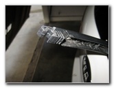 Kia-Sorento-Rear-Window-Wiper-Blade-Replacement--Guide-008