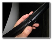Kia-Sorento-Rear-Window-Wiper-Blade-Replacement--Guide-013