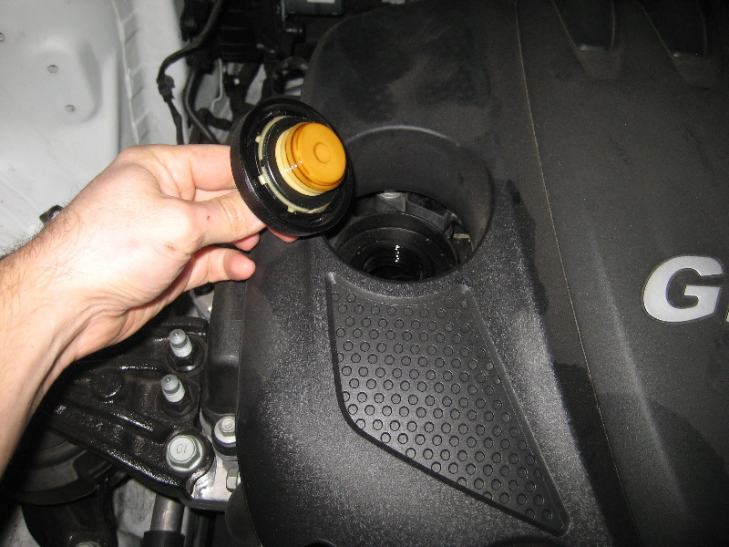 Kia-Sorento-Theta-II-I4-Engine-Oil-Change-Filter-Replacement-Guide-002